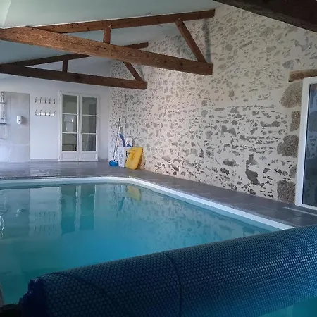 Le Val De Ry